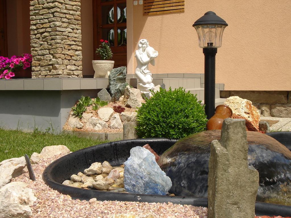 Villa Monika Keszthely Exteriör bild