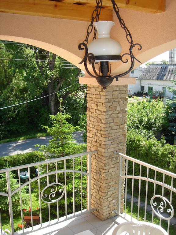 Villa Monika Keszthely Exteriör bild