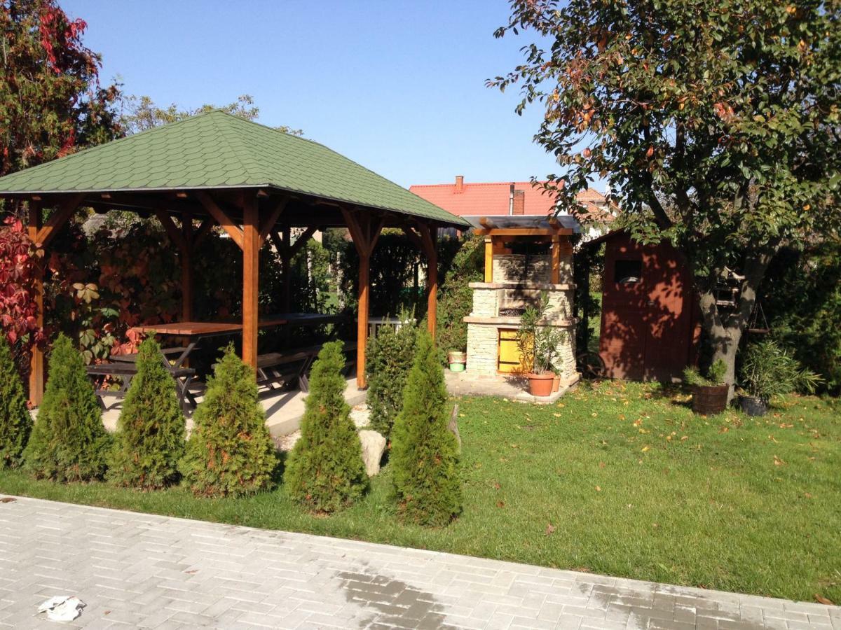 Villa Monika Keszthely Exteriör bild