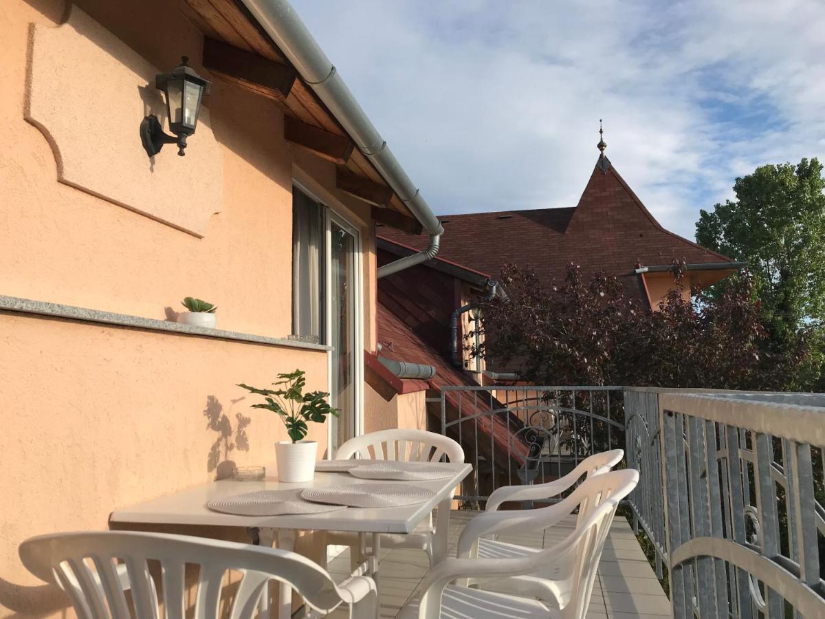 Villa Monika Keszthely Exteriör bild