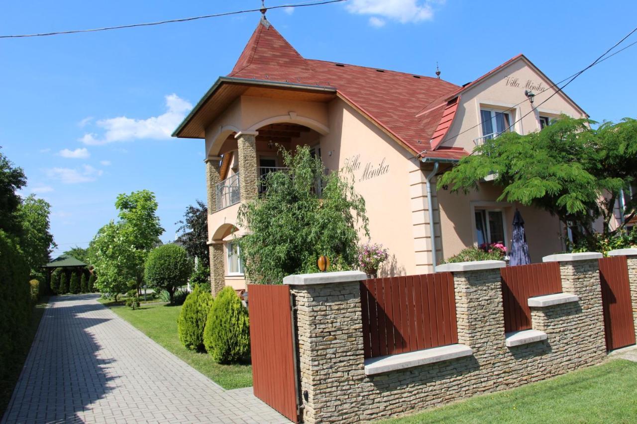 Villa Monika Keszthely Exteriör bild